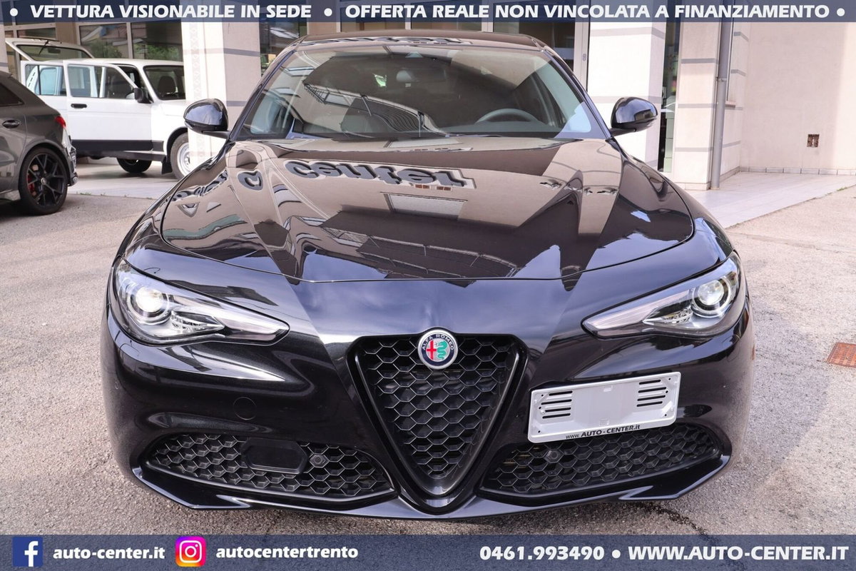 Alfa Romeo Giulia 2.0 Turbo 200 CV AT8 (20)