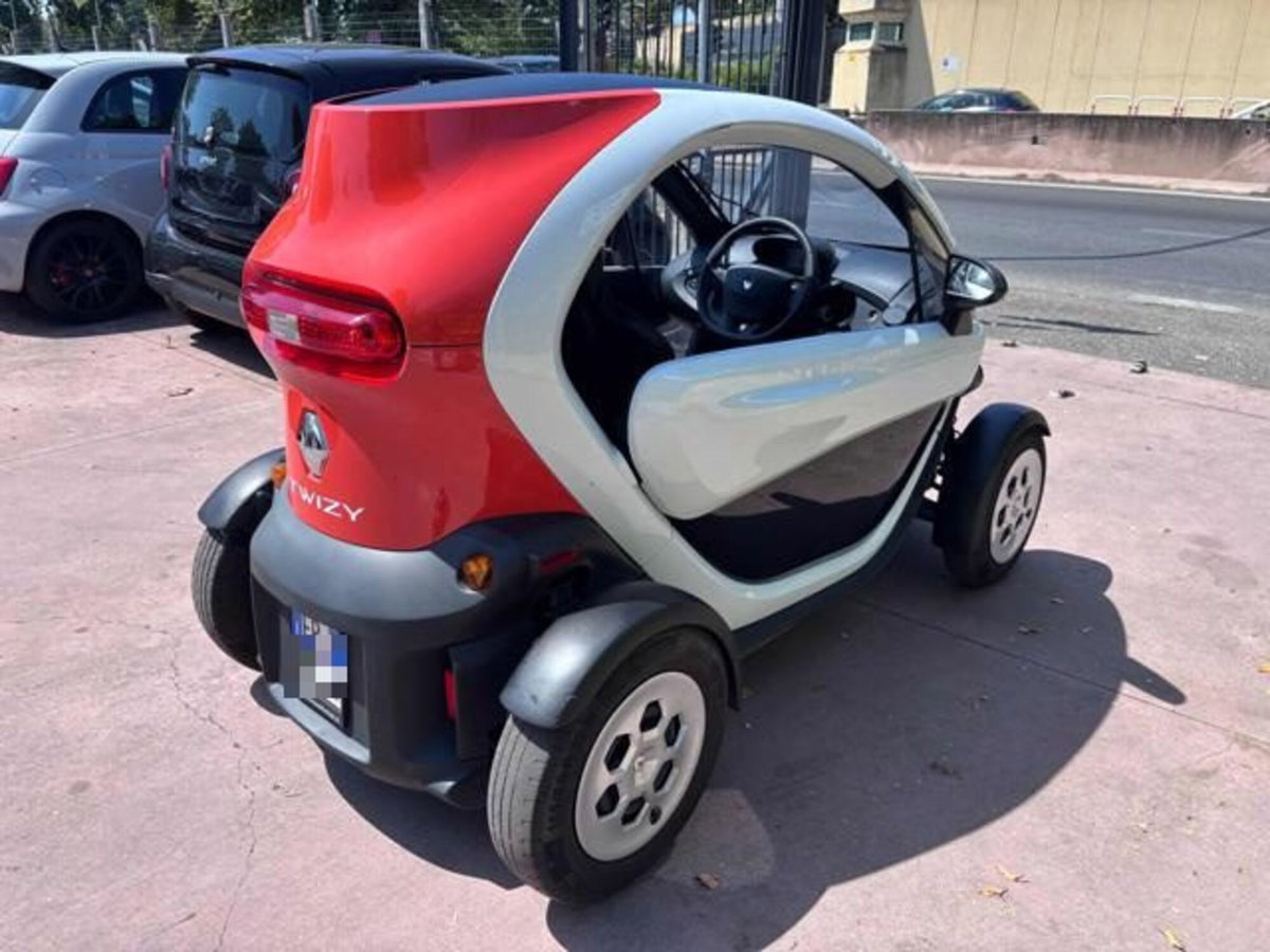Renault Twizy 80 Life (7)