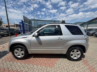 Suzuki Grand Vitara 1.9 DDiS 3 porte Offroad (2)