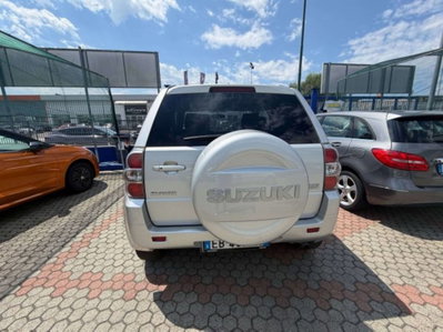 Suzuki Grand Vitara 1.9 DDiS 3 porte Offroad (3)