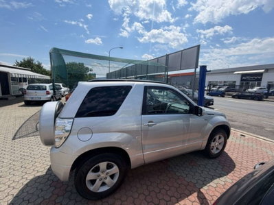 Suzuki Grand Vitara 1.9 DDiS 3 porte Offroad (4)