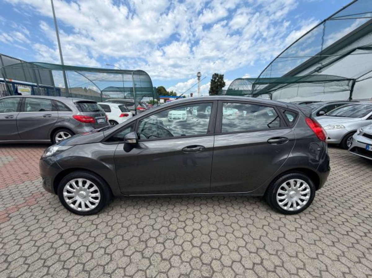 Ford Fiesta Plus 1.4 5 porte Bz.- GPL (5)