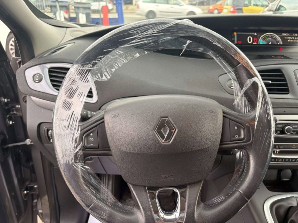 Renault Scenic E-Tech Electric XMod Cross 1.5 dCi 110CV Energy (12)