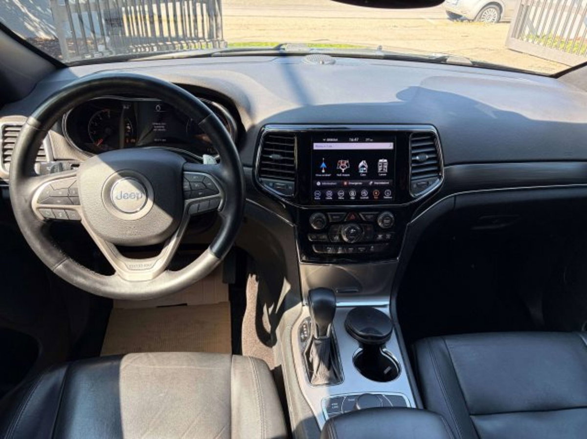 Jeep Grand Cherokee 3.0 V6 CRD 250 CV Multijet II Limited (9)