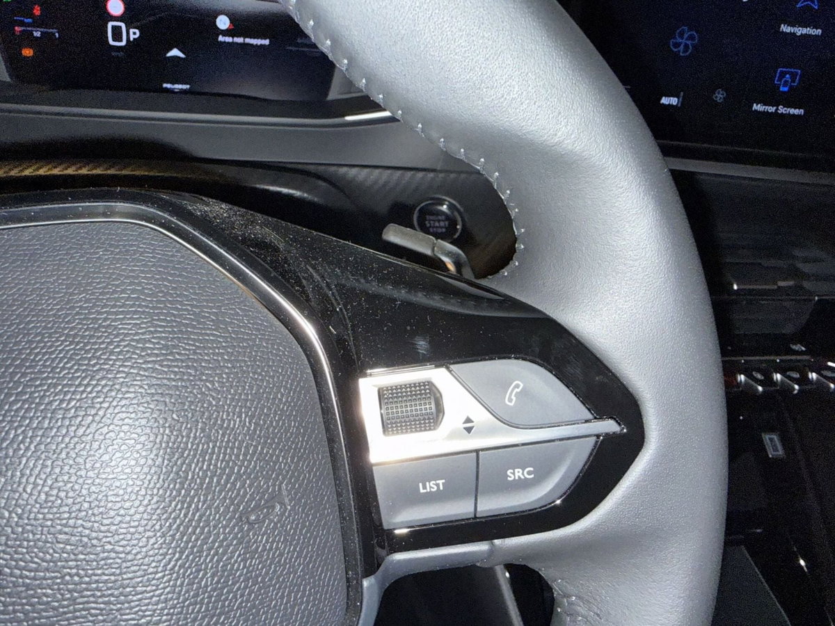 Peugeot 2008 1.2 hybrid Allure 145cv e-dcs6 (15)