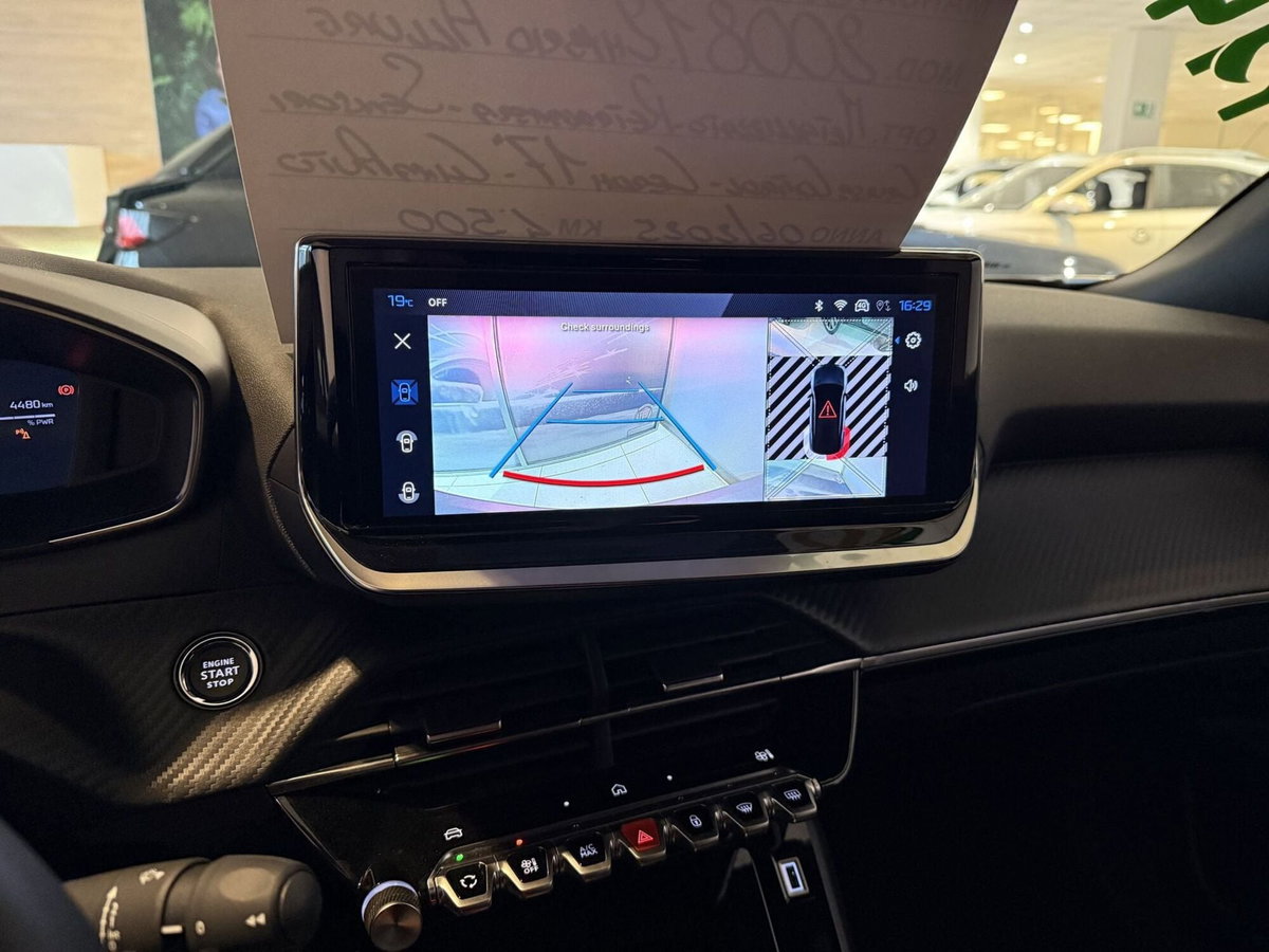 Peugeot 2008 1.2 hybrid Allure 145cv e-dcs6 (16)