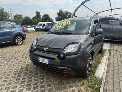 Fiat Panda 1.0 FireFly S&S Hybrid City Cross usata