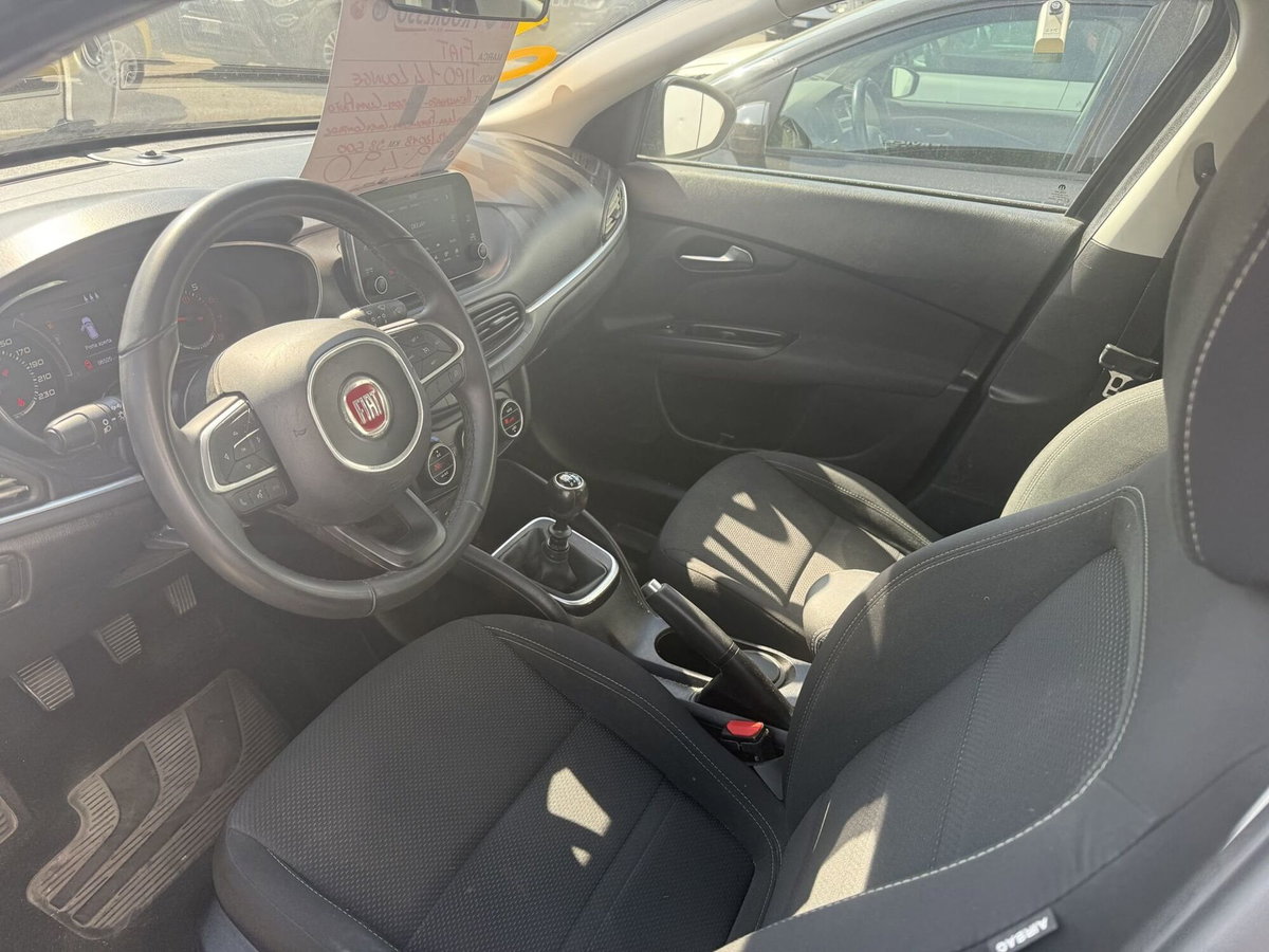Fiat Tipo Station Wagon Tipo 1.4 SW Lounge (11)