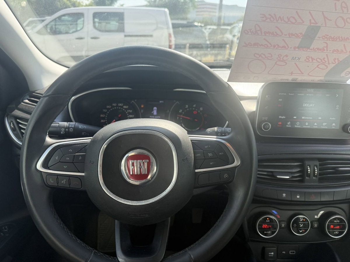 Fiat Tipo Station Wagon Tipo 1.4 SW Lounge (8)
