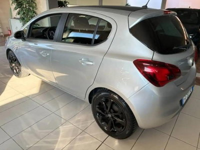 Opel Corsa 1.2 5 porte Advance (3)