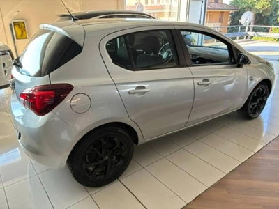 Opel Corsa 1.2 5 porte Advance (5)