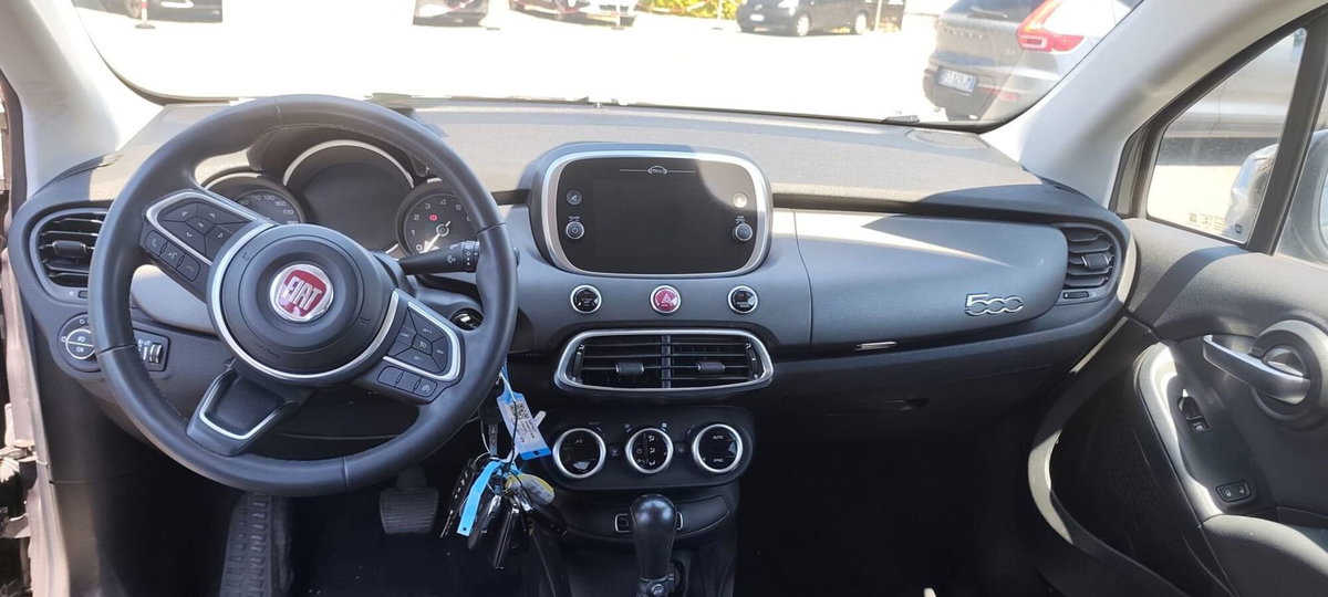 Fiat 500X 1.5 t4 hybrid Sport 130cv dct (6)