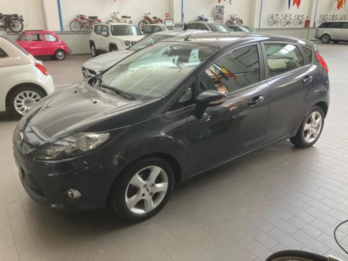 Ford Fiesta 1.4 5 porte Bz.- GPL Titanium