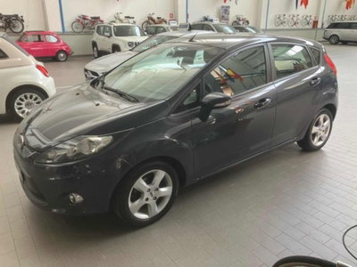 Ford Fiesta 1.4 5 porte Bz.- GPL Titanium usata