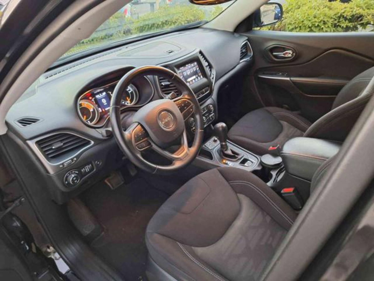 Jeep Cherokee 2.2 Mjt Longitude (20)