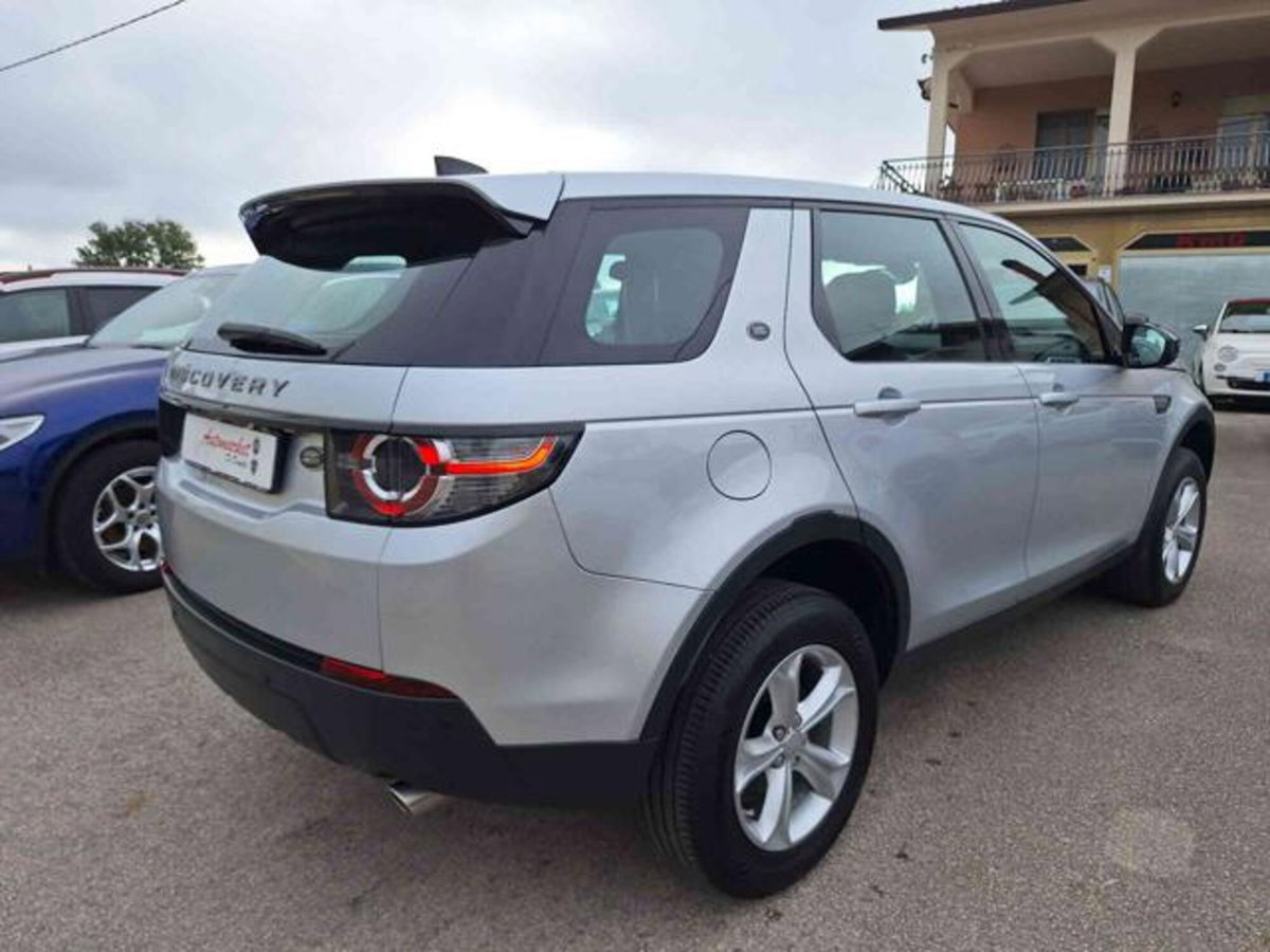 Land Rover Discovery Sport 2.0 TD4 150 CV Pure (18)
