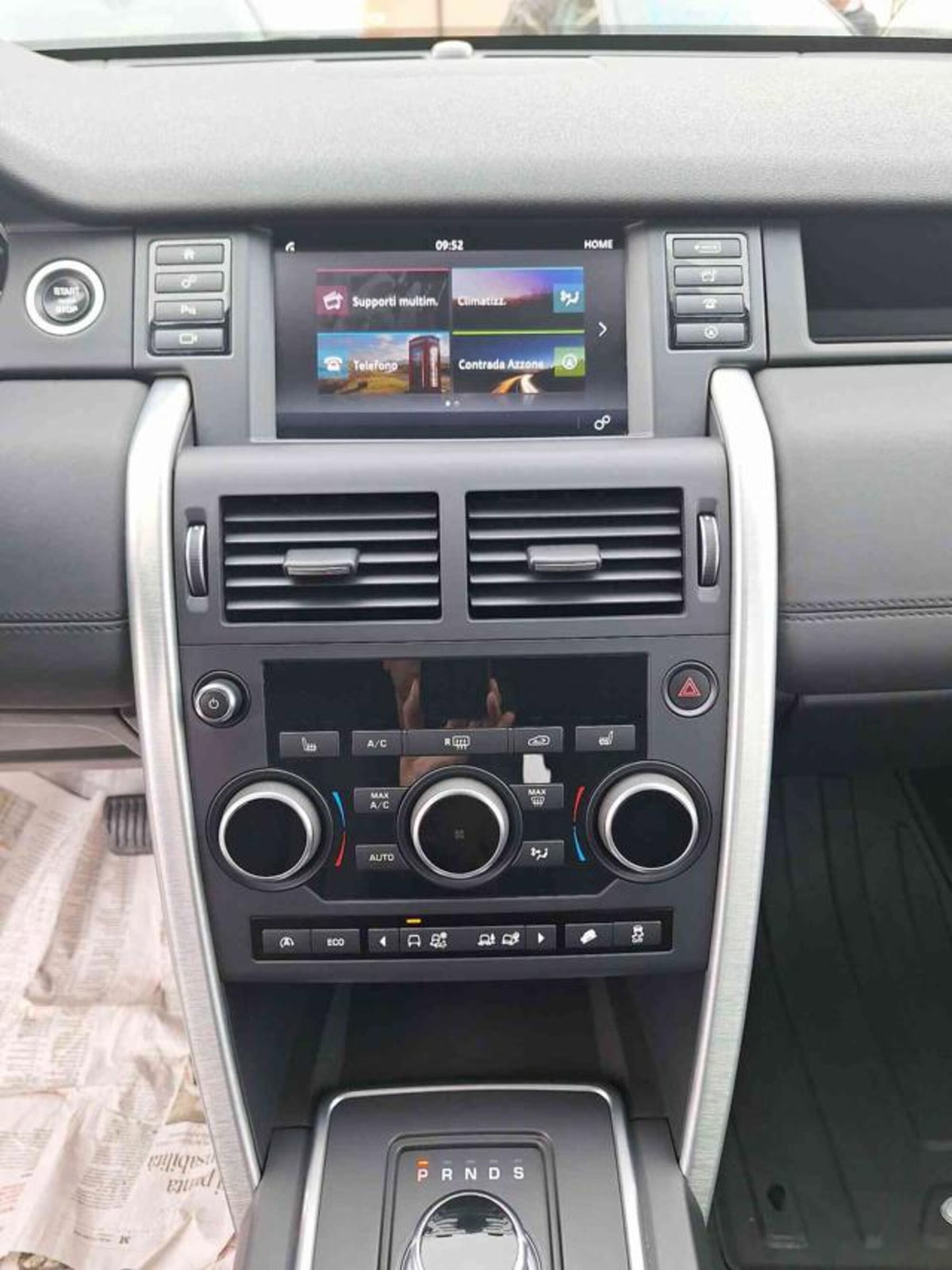 Land Rover Discovery Sport 2.0 TD4 150 CV Pure (7)