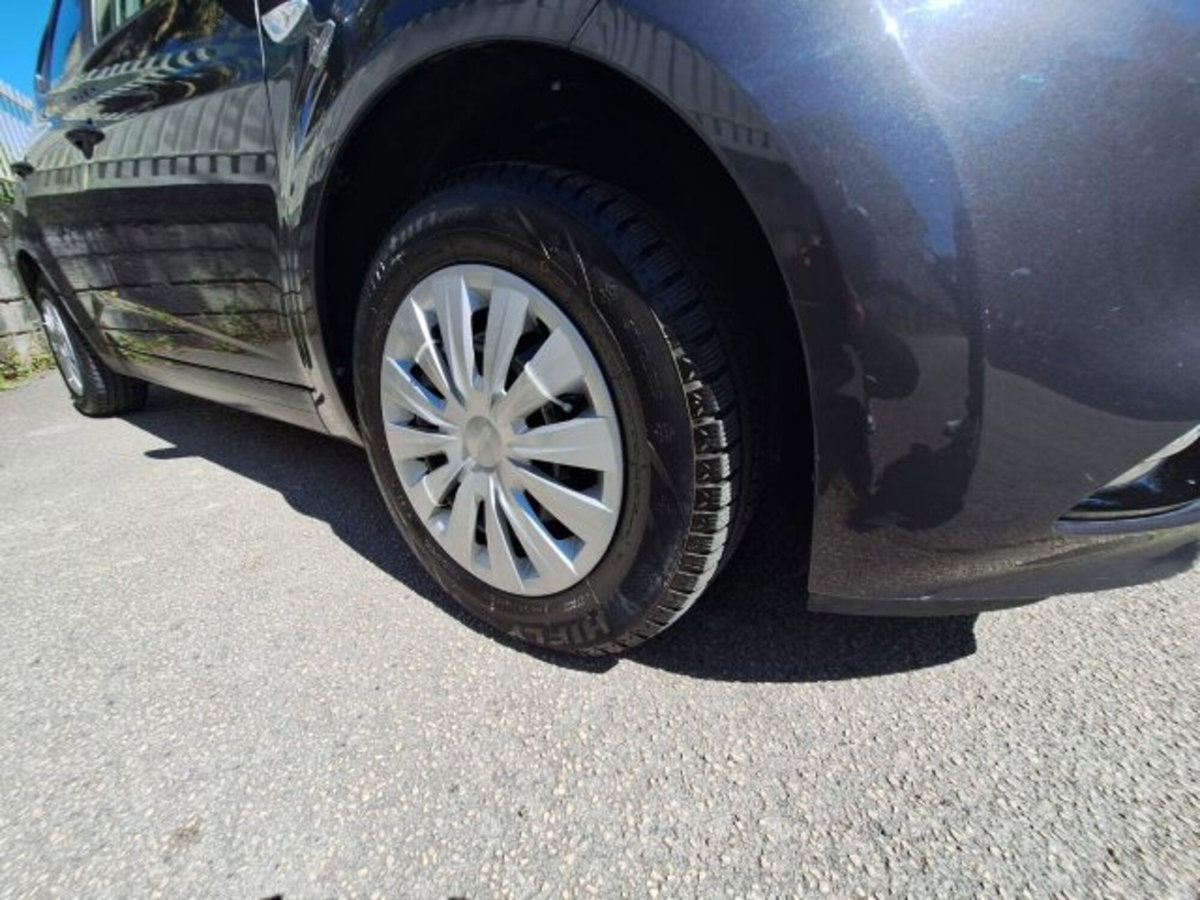Kia Venga 1.4 CRDi 90CV Active (3)