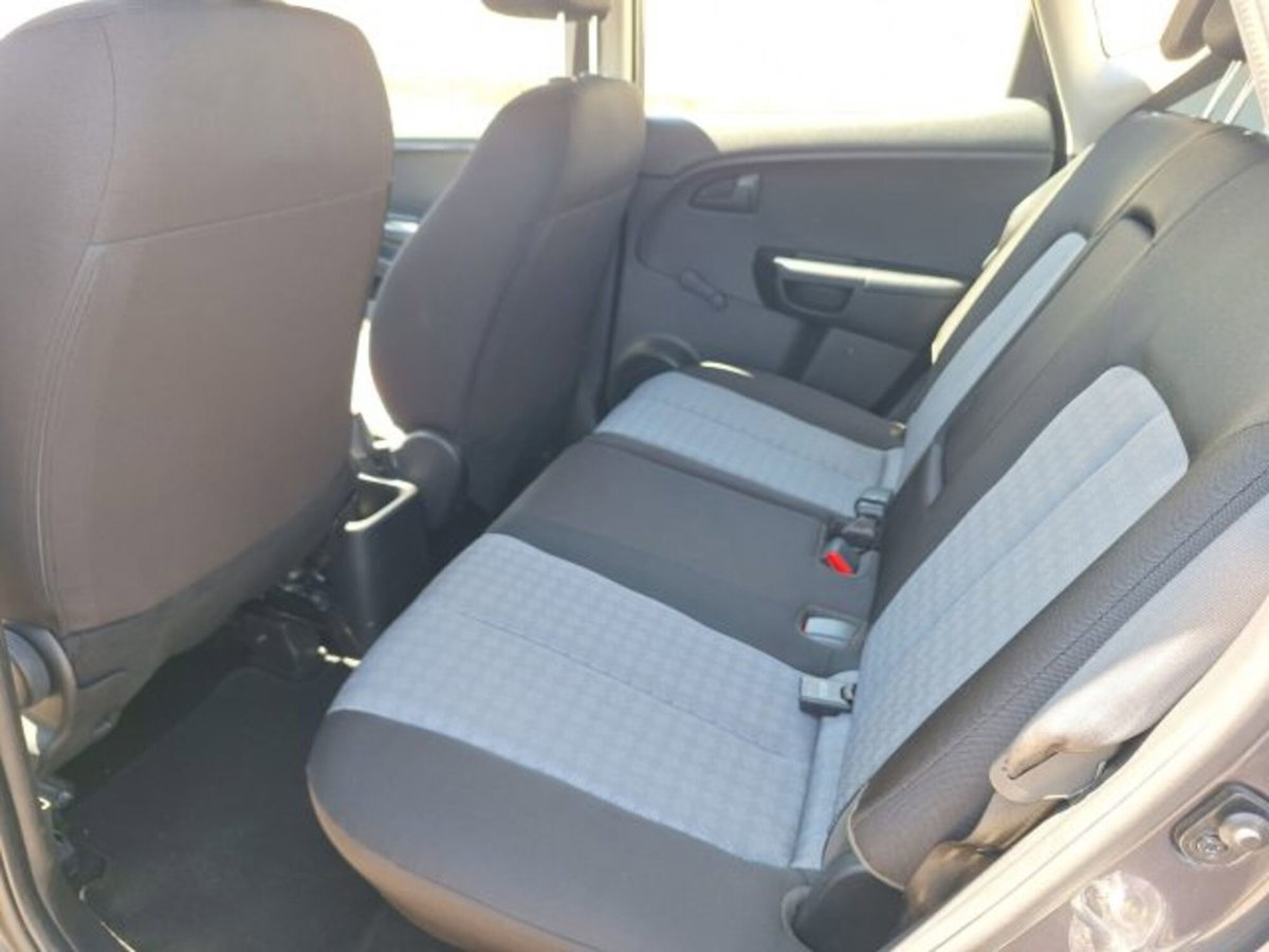 Kia Venga 1.4 CRDi 90CV Active (7)