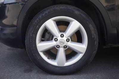 Nissan Qashqai 2.0 dCi DPF 4WD Tekna (5)