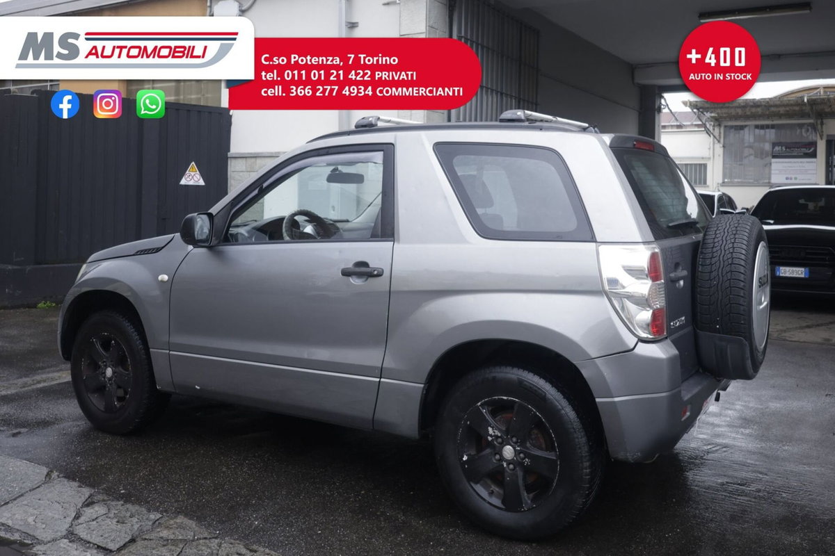 Suzuki Grand Vitara 1.6 16V 3 porte Offroad (15)