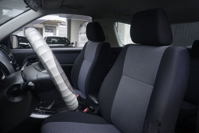 Suzuki Grand Vitara 1.6 16V 3 porte Offroad (16)