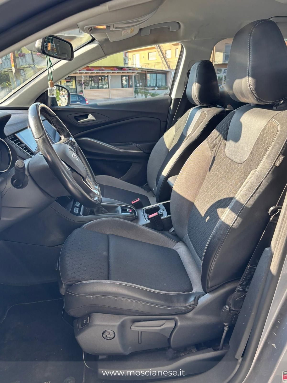 Opel Grandland X 1.5 diesel Ecotec Start&Stop Innovation (8)