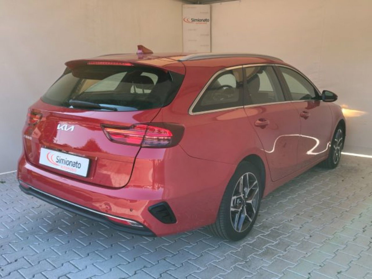 Kia Ceed Sport Wagon 1.6 CRDi 136 CV MHEV SW Business (6)