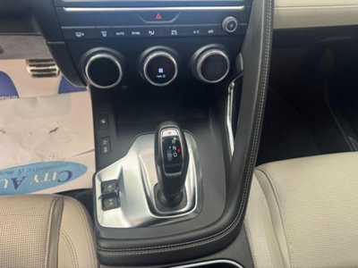Jaguar E-Pace 2.0D 150 CV AWD aut. R-Dynamic S (14)