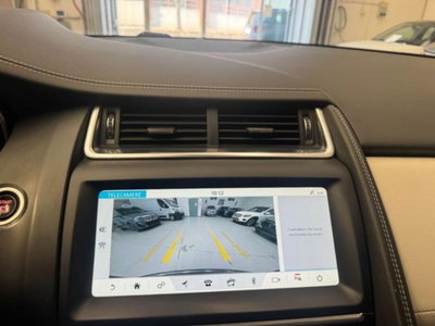 Jaguar E-Pace 2.0D 150 CV AWD aut. R-Dynamic S (16)