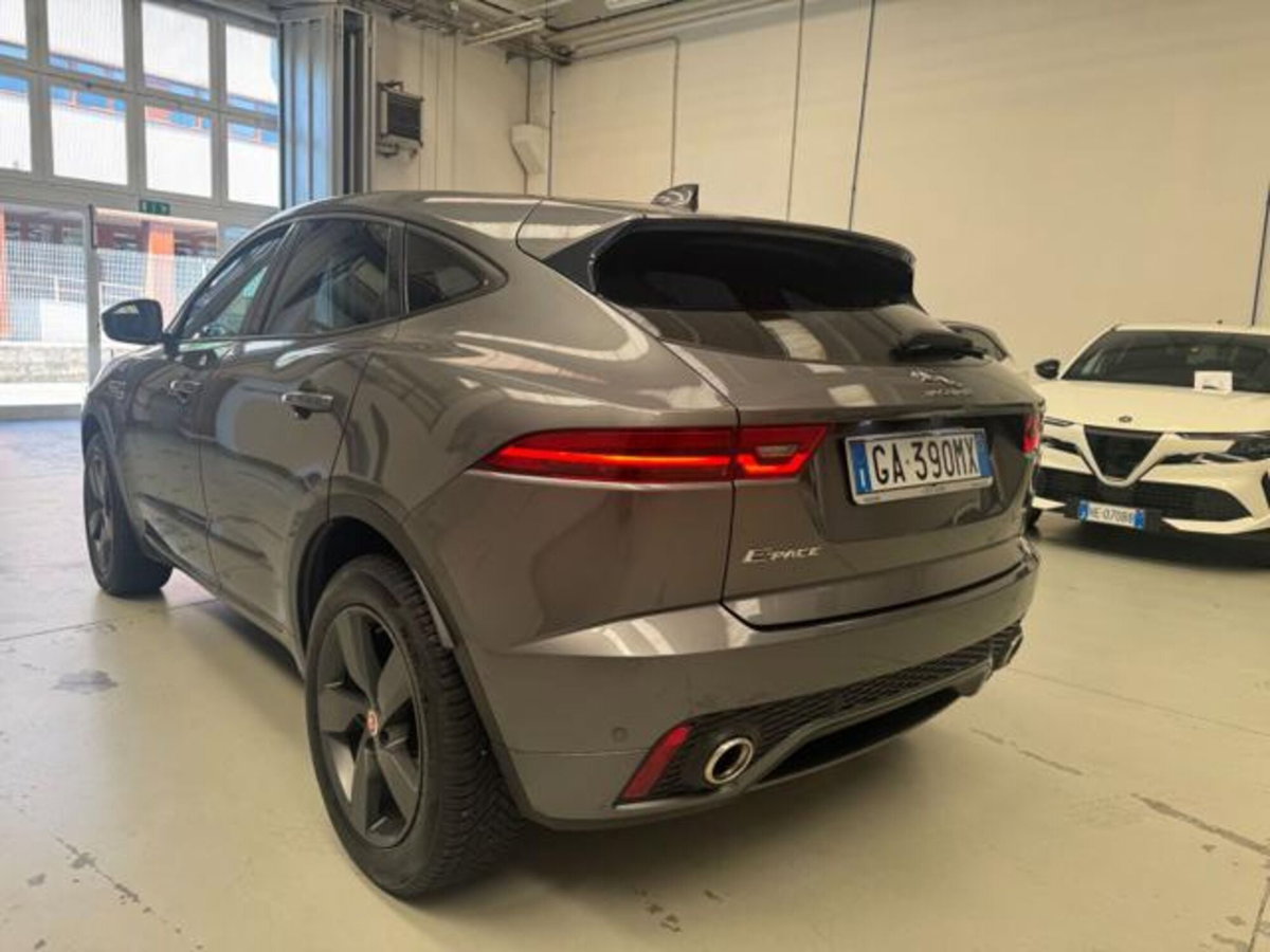 Jaguar E-Pace 2.0D 150 CV AWD aut. R-Dynamic S (5)
