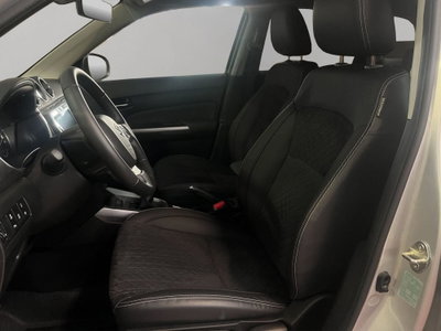 Suzuki Vitara 1.4h Top 2wd 110cv (11)