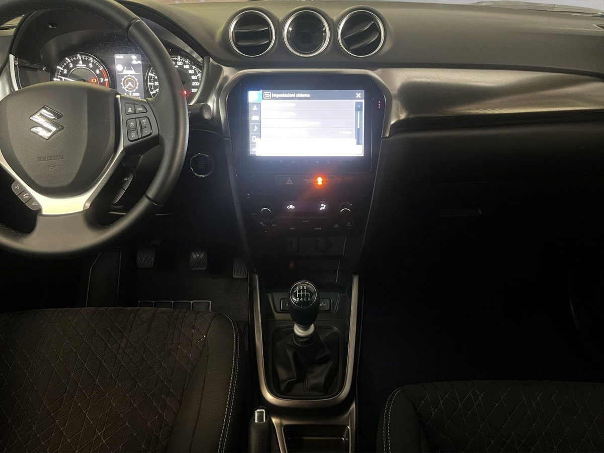 Suzuki Vitara 1.4h Top 2wd 110cv (16)