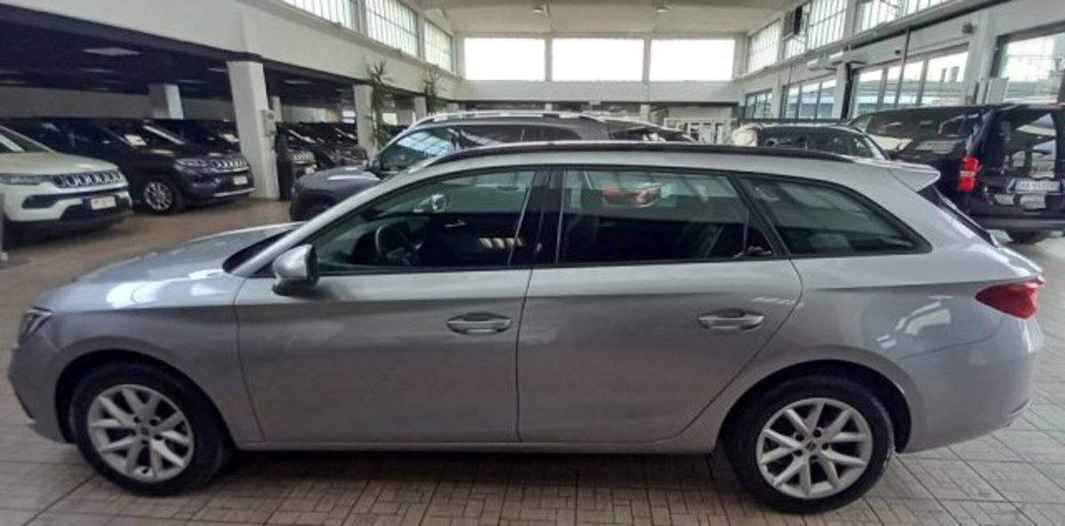 SEAT Leon ST Sportstourer 2.0 TDI 150 CV 4Drive DSG Business (2)