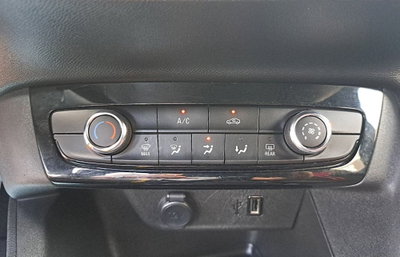 Opel Corsa 1.2 100 CV GS Line (17)