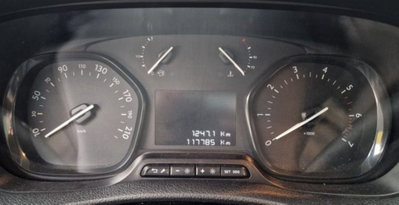 Opel Vivaro 1.5 Diesel 100CV S&S PL-TN M (12)