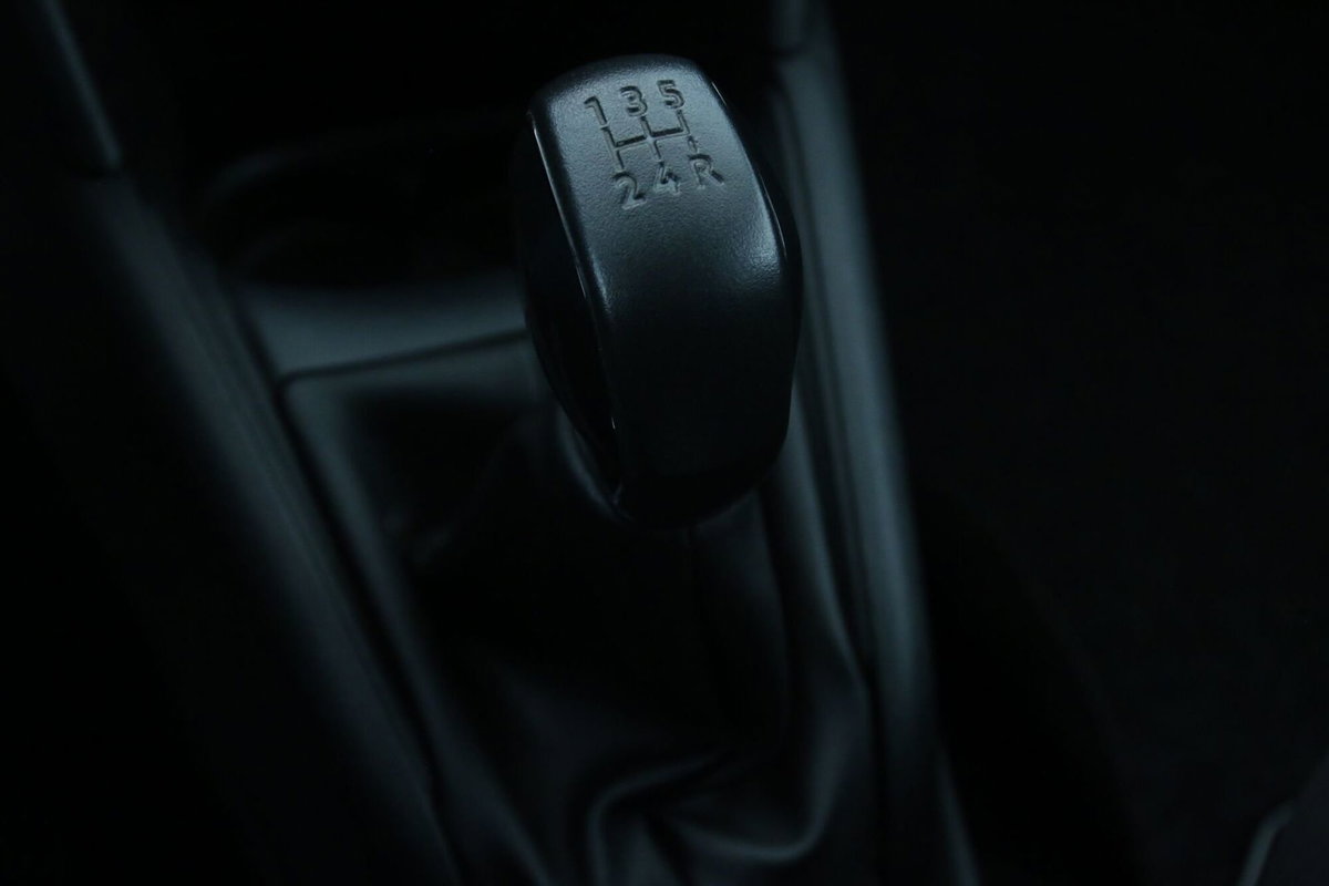 Peugeot 208 75 5 porte Active (15)