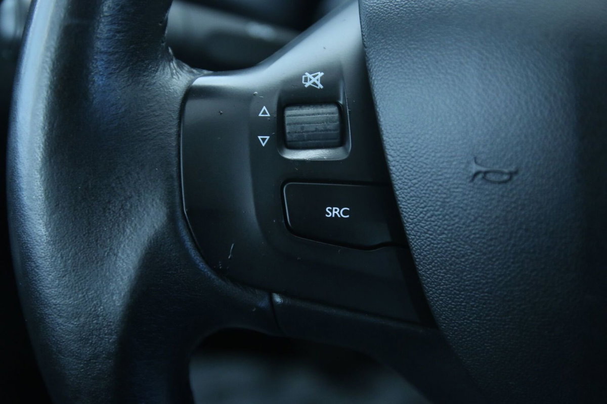 Peugeot 208 75 5 porte Active (16)