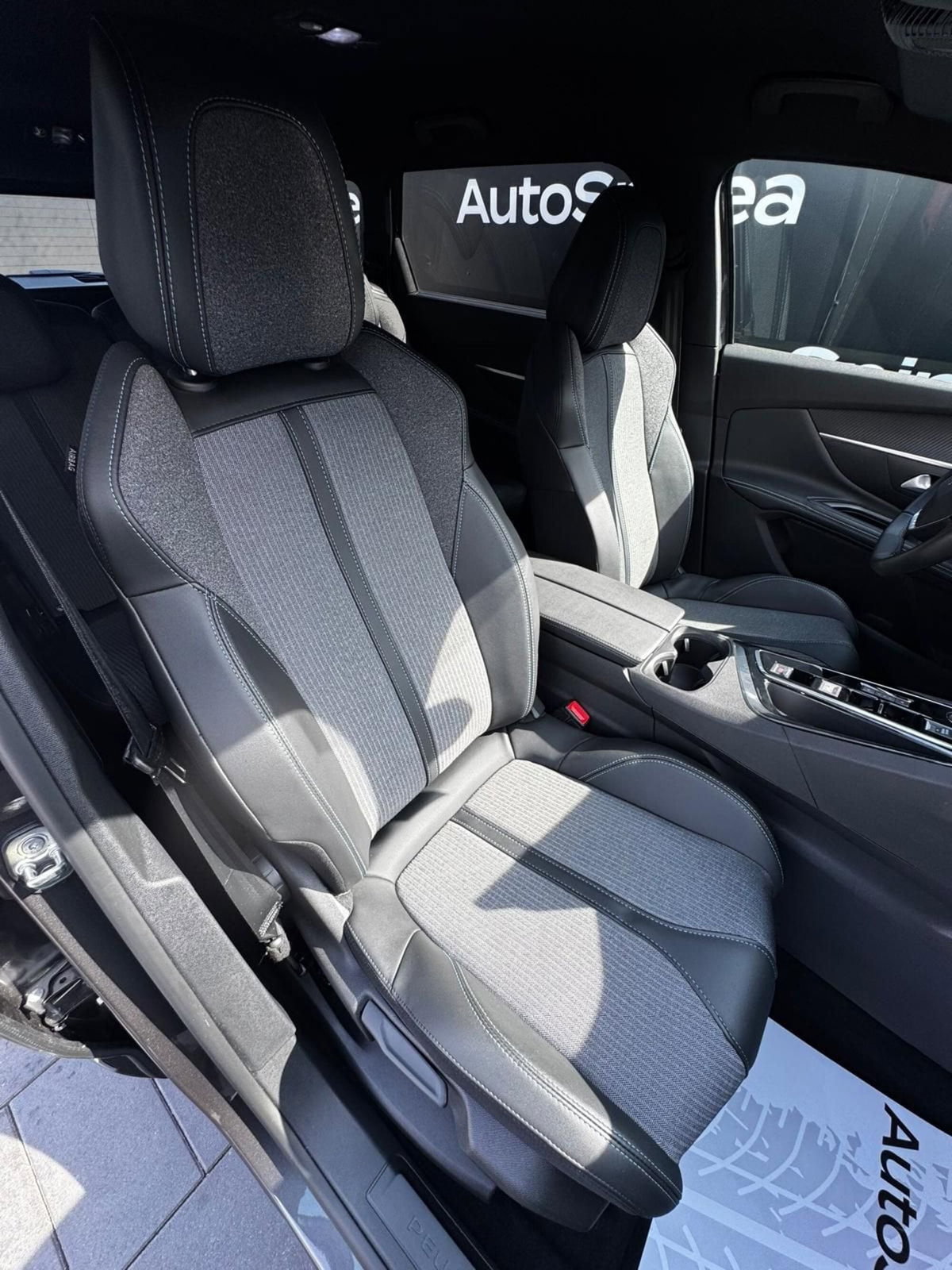 Peugeot 5008 1.5 bluehdi Allure Pack s&s 130cv eat8 (20)