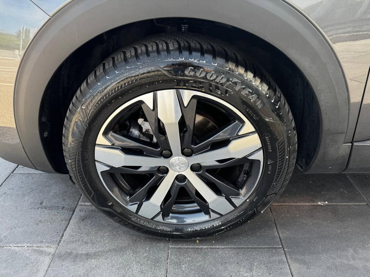 Peugeot 5008 1.5 bluehdi Allure Pack s&s 130cv eat8 (6)