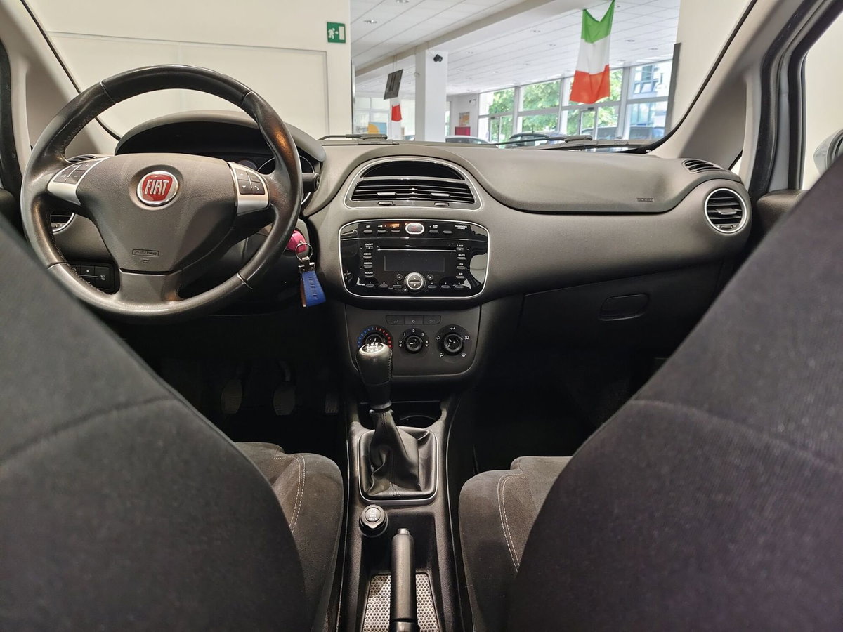 Fiat Punto 1.3 MJT II S&S 95 CV 5 porte Lounge (16)