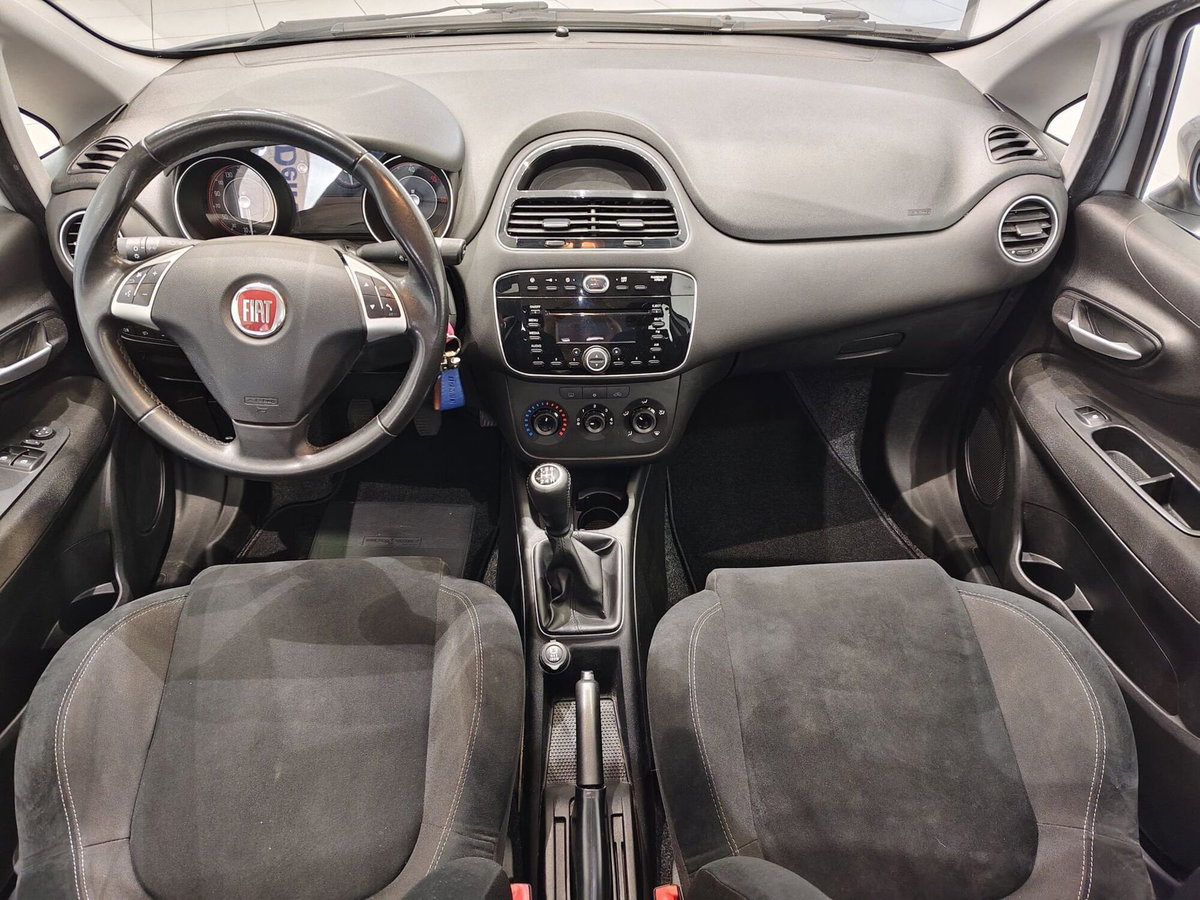 Fiat Punto 1.3 MJT II S&S 95 CV 5 porte Lounge (4)