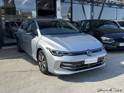 Volkswagen Golf 1.5 eTSI 150 CV EVO ACT DSG R-Line (3)