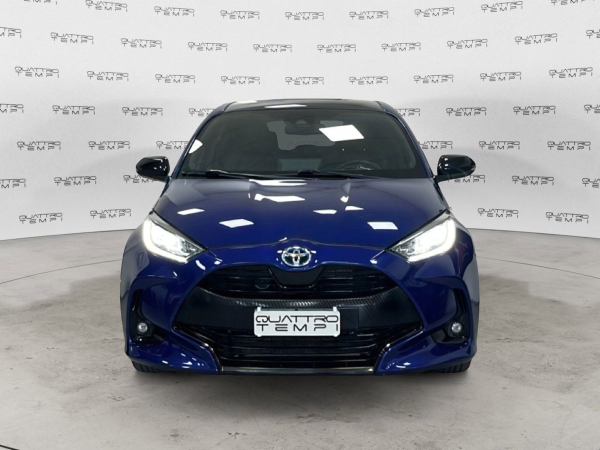 Toyota Yaris 1.5 Hybrid 5 porte Lounge (2)