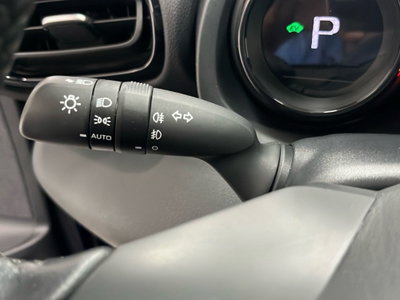 Toyota Yaris 1.5 Hybrid 5 porte Lounge (20)