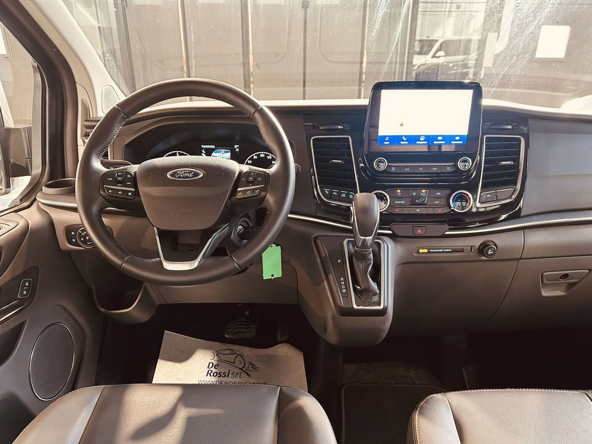 Ford Tourneo Custom 320 2.0 EcoBlue 130CV PC c/sollev. Titanium (8)