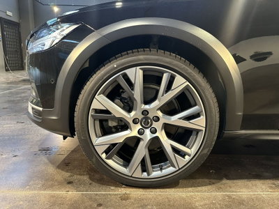 Volvo V90 Cross Country B5 (d) AWD automatico Ultimate (13)