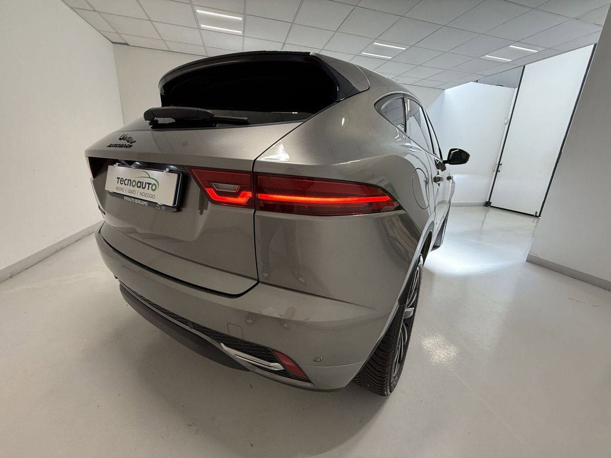 Jaguar E-Pace 2.0D I4 204 CV AWD Auto R-Dynamic Black (16)