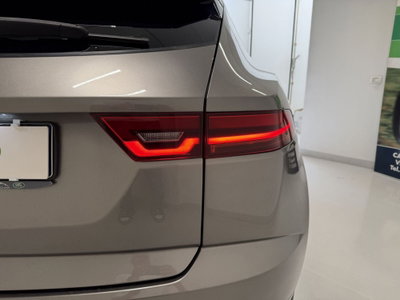 Jaguar E-Pace 2.0D I4 204 CV AWD Auto R-Dynamic Black (20)