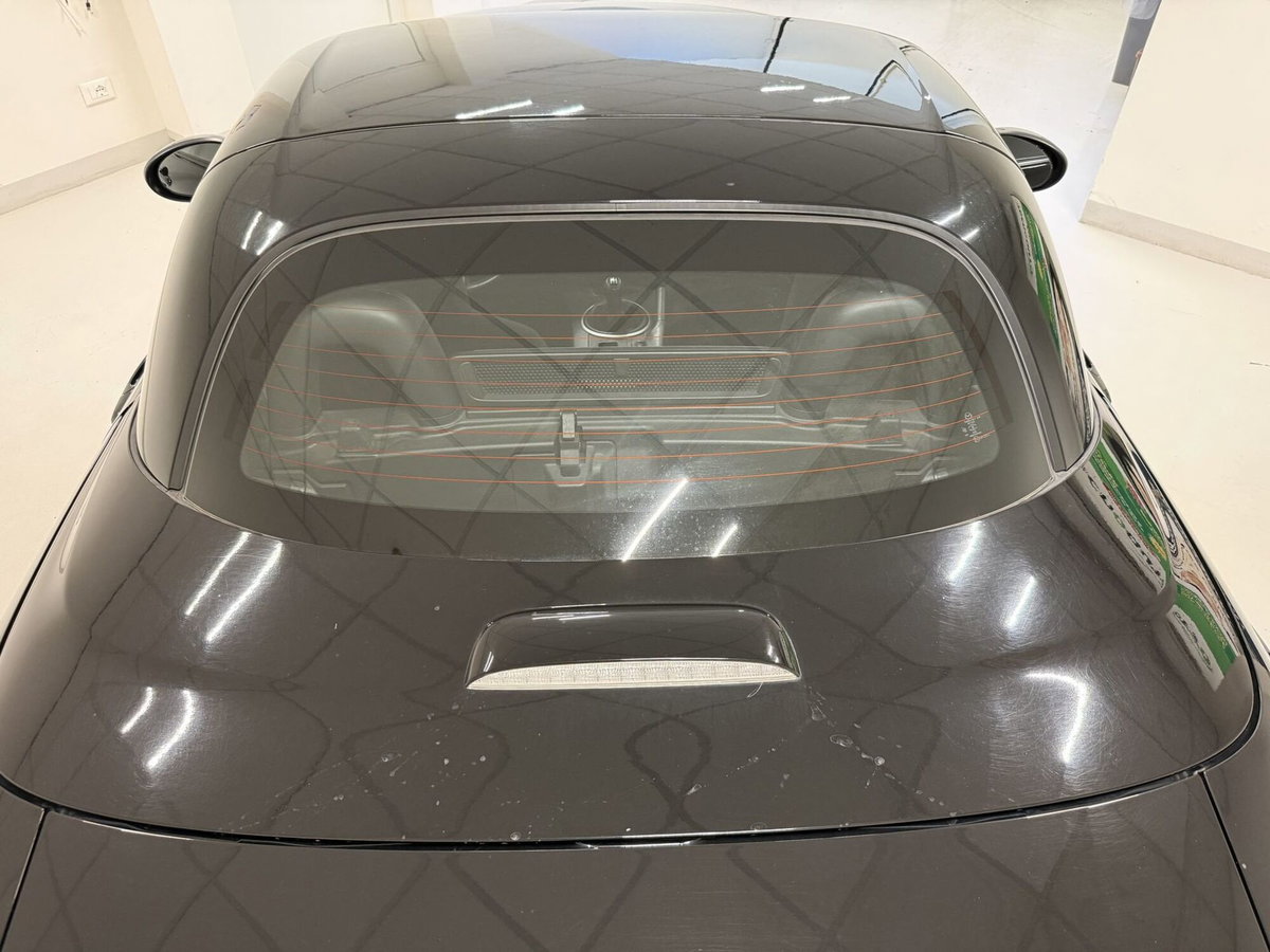 Mazda MX-5 Roadster 1.8L Fire (15)